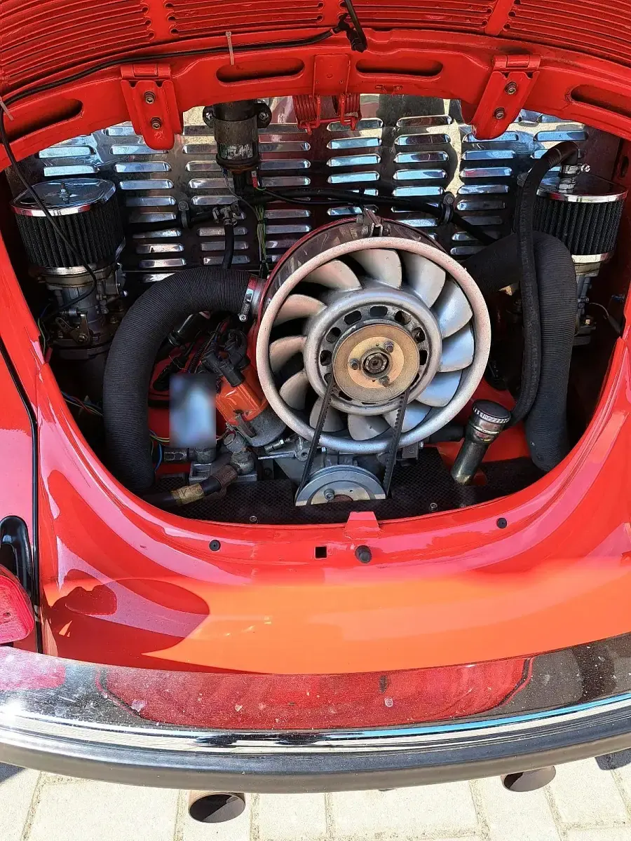 Używany VW Käfer 125 KM (91 kW) 1979 Czerwony Kabriolet