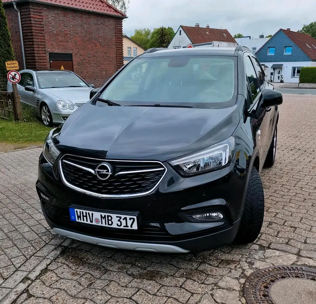 Usado Opel Mokka X 140 HP (102 kW) 2016 Preto SUV