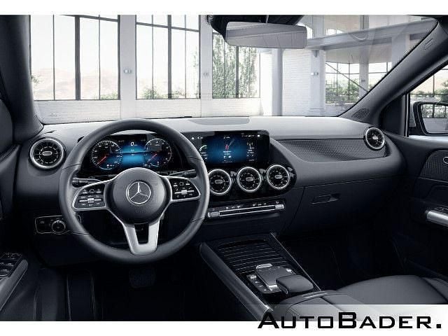Gebraucht Mercedes B200 Progressive 163 PS (119 kW) 2020 775 iridiumsilber Kleinwagen