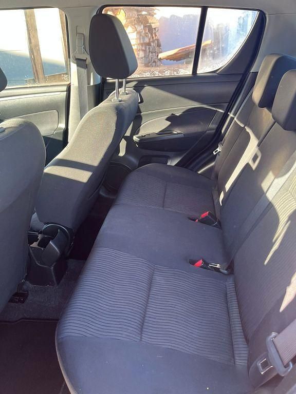 Gebraucht Suzuki Swift Club 94 PS (69 kW) 2011 Rot Limousine