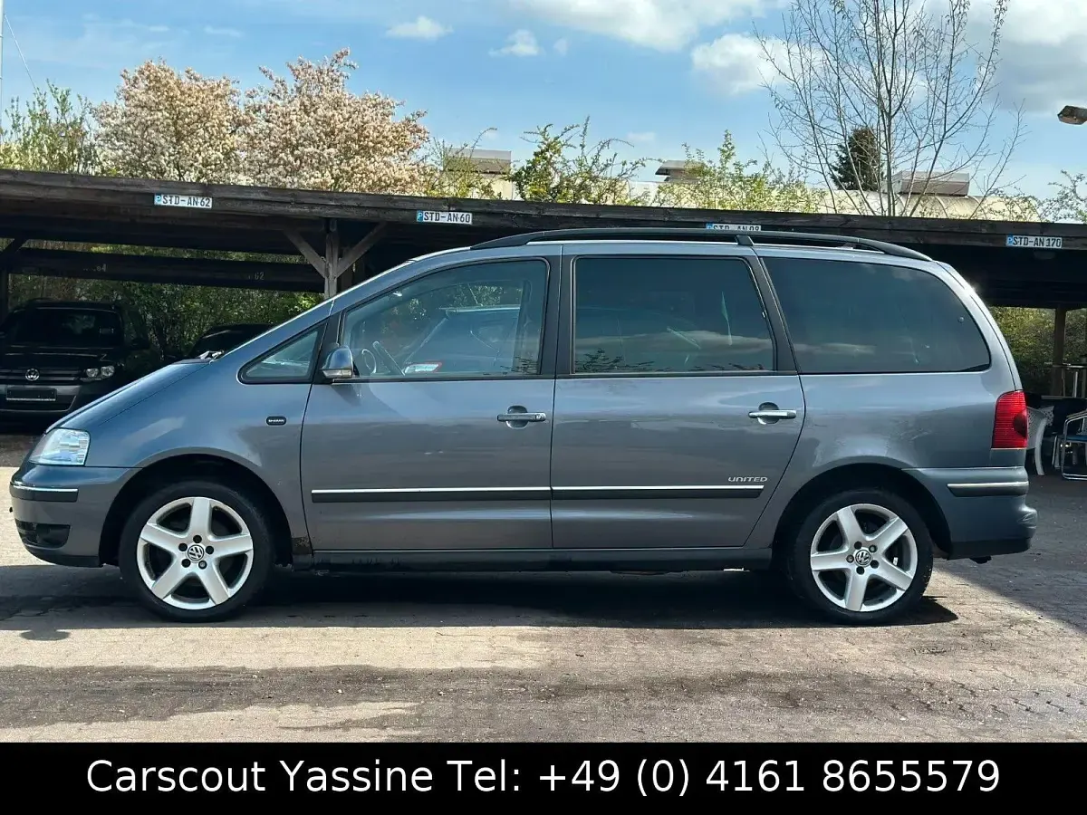 Gebraucht VW Sharan United 140 PS (102 kW) 2009 Grau Van / Kleinbus