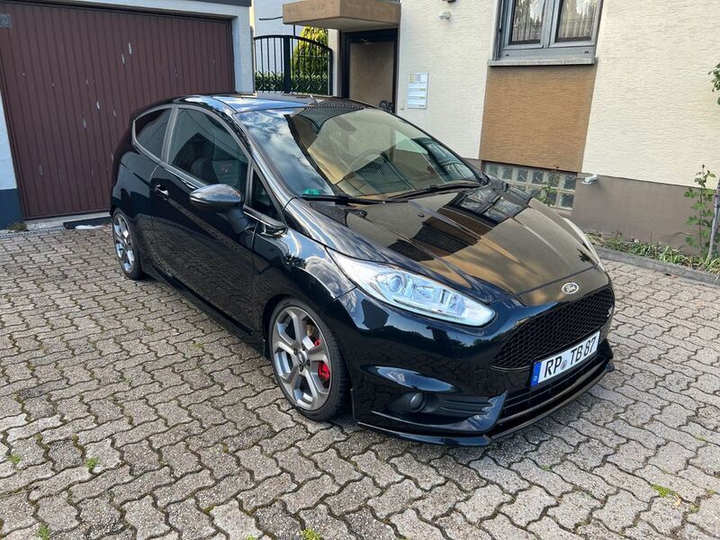 Schwarz Gebraucht 2013 Ford Fiesta ST Kleinwagen | 7.299 € (Guter Preis) - Bild 1/4