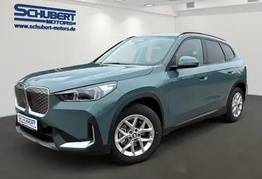 Gebraucht BMW iX1 Performance 150 kW (204 PS) 2025 SUV