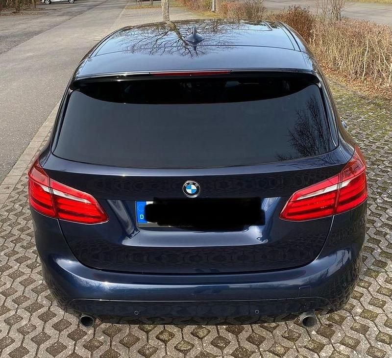 Gebraucht BMW 220 Active Tourer Advantage 192 PS (141 kW) 2017 Blau Van / Kleinbus