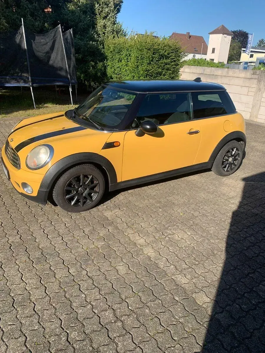 Usata Mini Cooper 120 CV (88 kW) 2007 Giallo Utilitaria