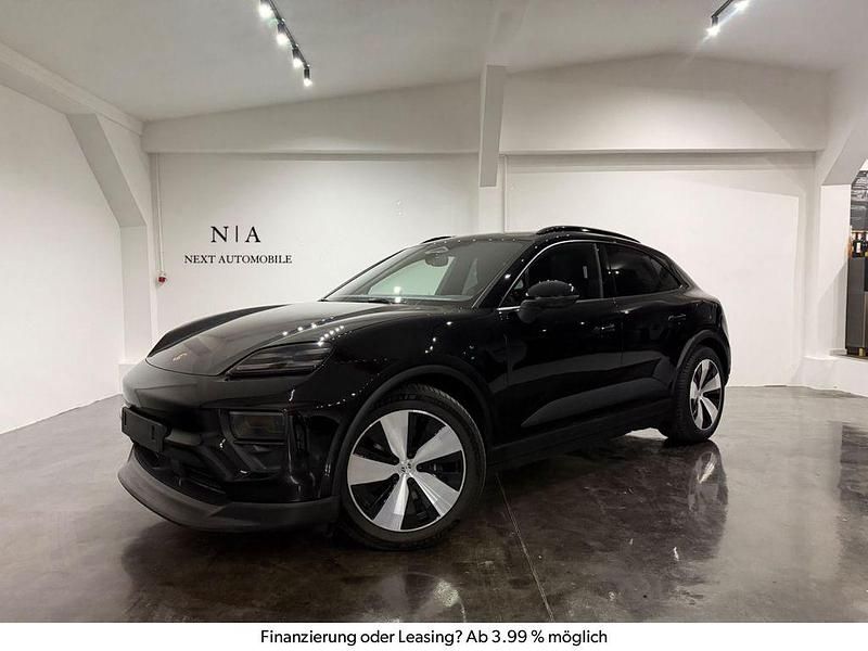 Schwarz Gebraucht 2025 Porsche Macan SUV | 80.490 € (Superpreis) - Bild 1/3