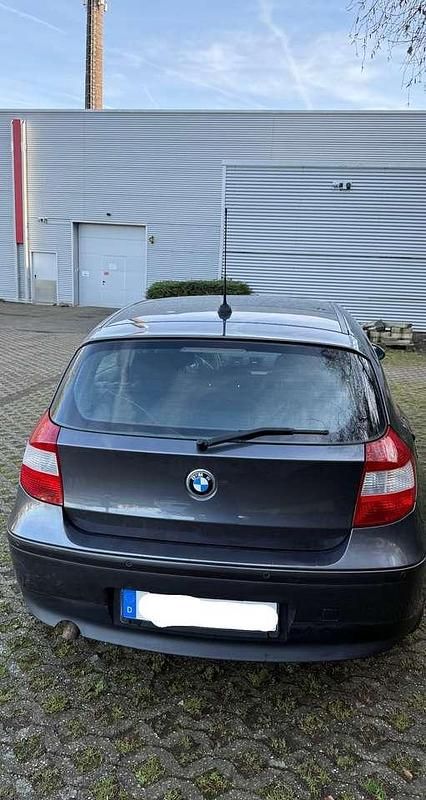 Gebraucht BMW 118 122 PS (89 kW) 2004 Kleinwagen