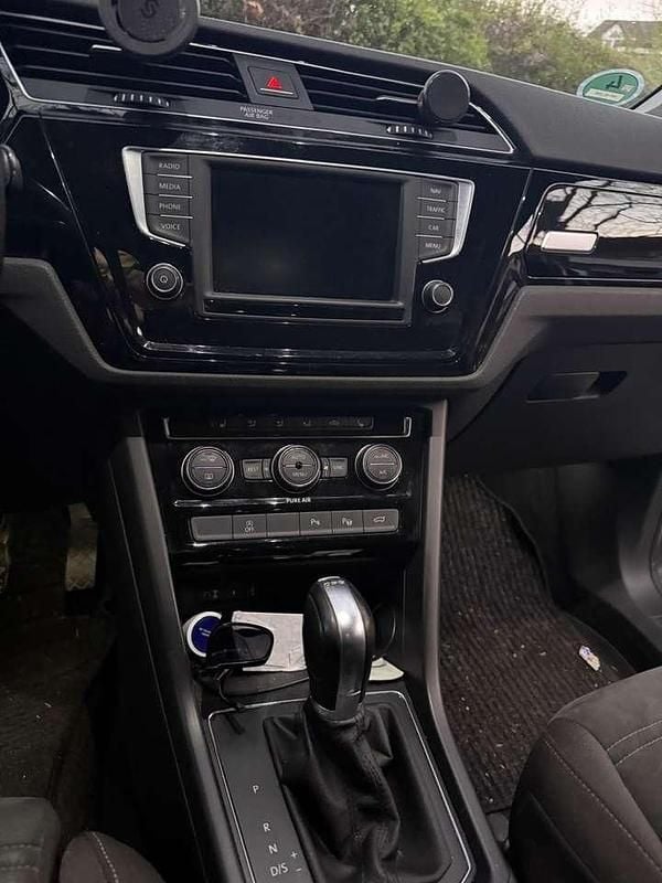Gebraucht VW Touran Highline 150 PS (110 kW) 2017 Van / Kleinbus