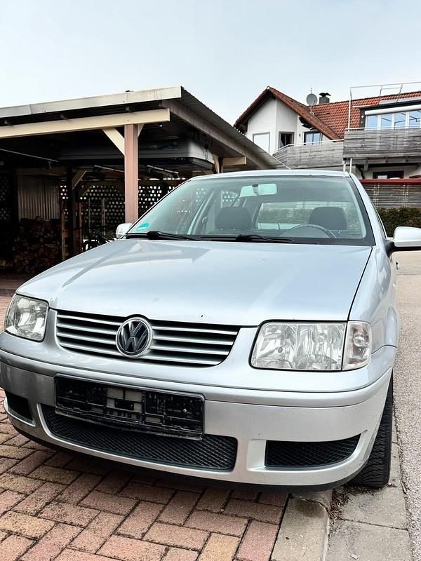 Gebraucht VW Polo 50 PS (36 kW) 2001 Silber Kleinwagen
