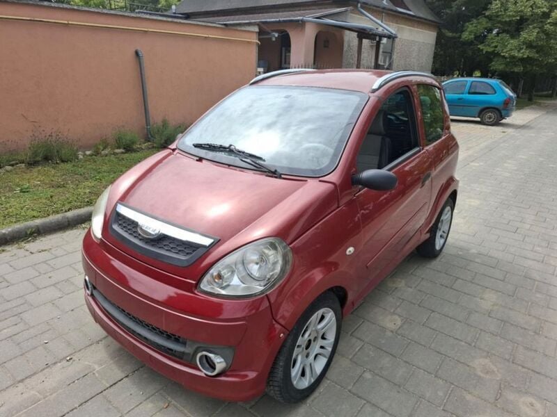 Rot Gebraucht 2009 Microcar M.Go Kleinwagen | 5.990 € (Fairer Preis) - Bild 1/4