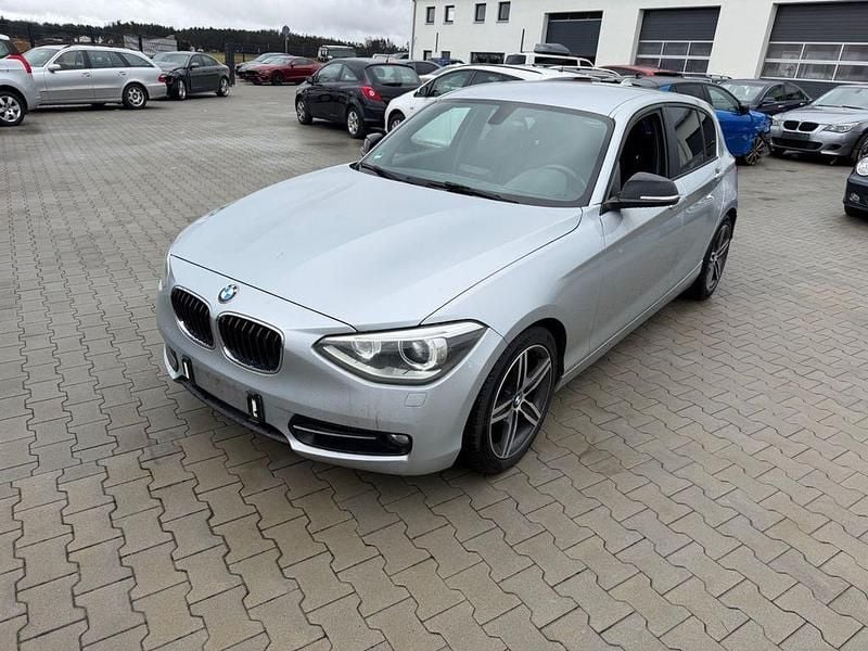 Gebraucht BMW 120 Advantage 184 PS (135 kW) 2012 Silber Kleinwagen