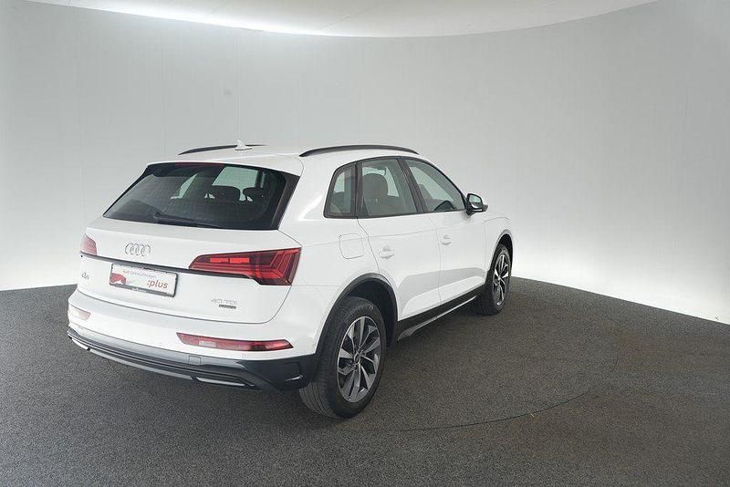 Gebraucht Audi Q5 Ambiente 204 PS (150 kW) 2023 Ibisweiß SUV