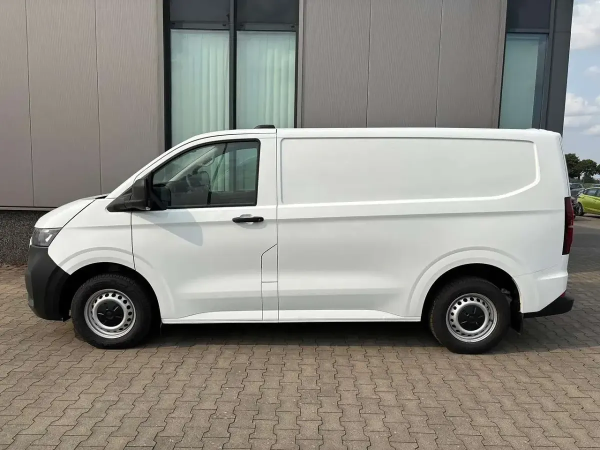 Nowe VW Transporter Basis 150 KM (110 kW) 2025 Wählbar Van