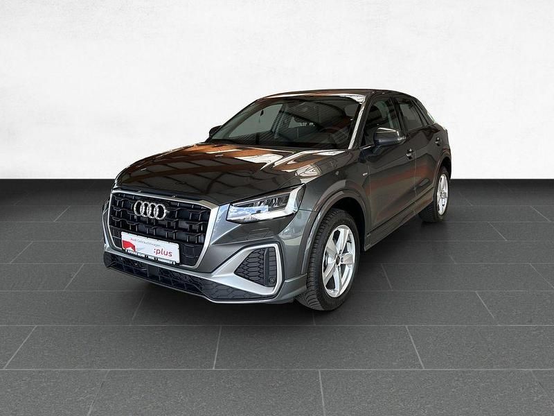 Gebraucht Audi Q2 S-Line 150 PS (110 kW) 2024 Grau SUV