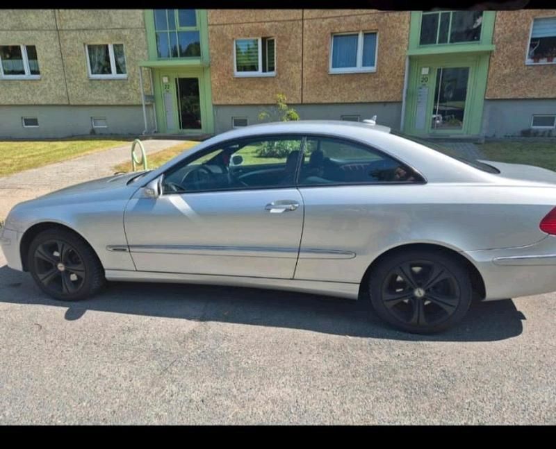 Gebraucht Mercedes CLK280 251 PS (184 kW) 2006 Silber Coupé