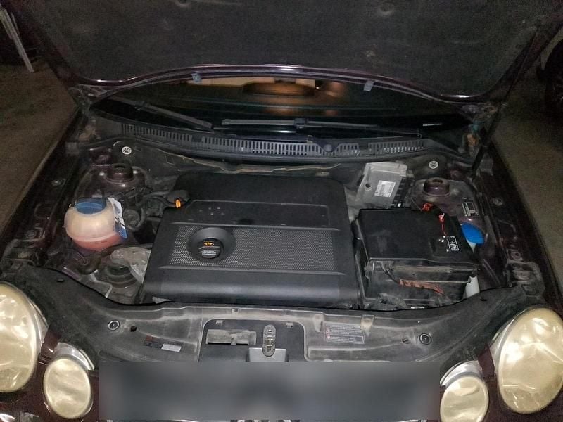 Gebraucht VW Polo Comfortline 75 PS (55 kW) 2003 Violet Limousine