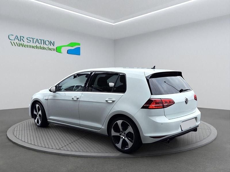 Gebraucht VW Golf VII GTI 220 PS (161 kW) 2016 Weiß Limousine