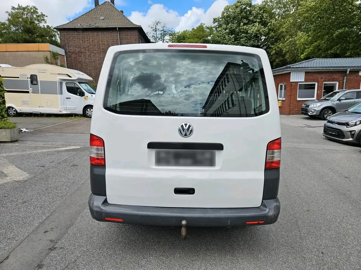 Gebraucht VW Caravelle 102 PS (75 kW) 2011 Weiß Van