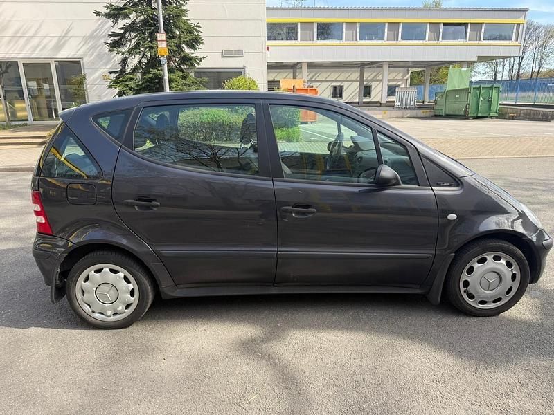 Gebraucht Mercedes A160 101 PS (74 kW) 2003 Grau Limousine