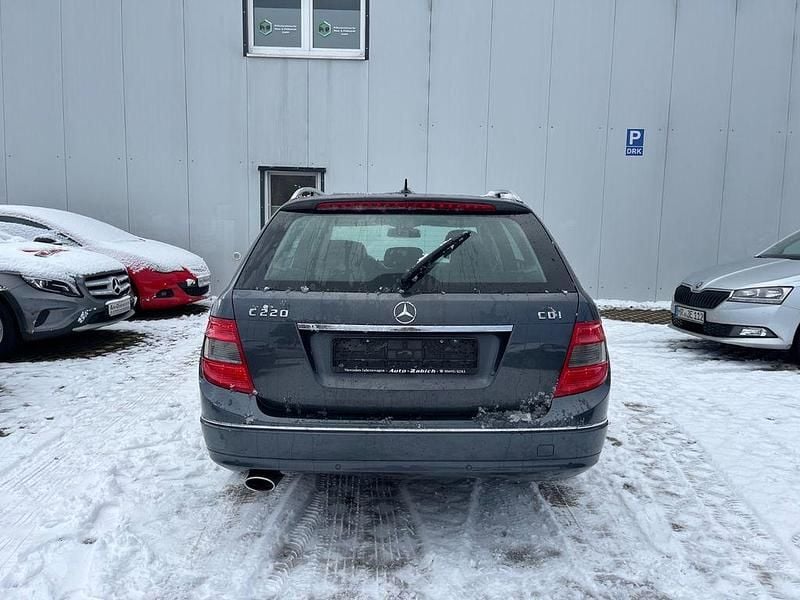 Gebraucht Mercedes C220 234 PS (172 kW) 2010 Grau Limousine
