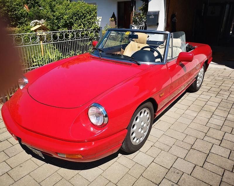 Gebraucht Alfa Romeo Spider 120 PS (88 kW) 1992 Rot Cabrio
