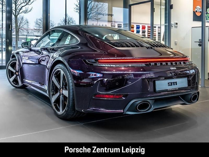 Neu Porsche 911 Carrera S Chrono 480 PS (353 kW) 2025 Violett Coupé