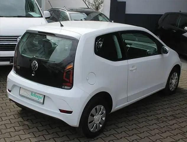 Second-hand VW up! 65 CP (47 kW) 2023 Alb Hatchback