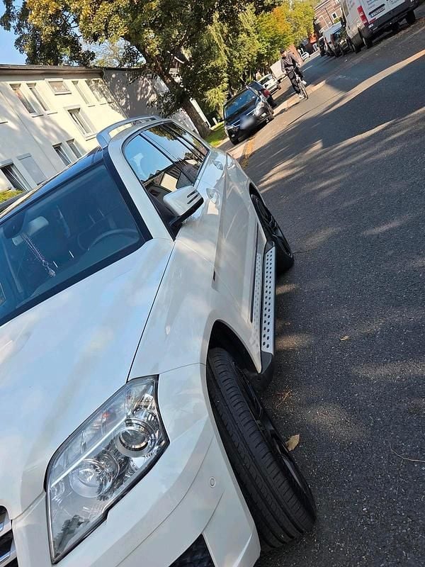 Gebraucht Mercedes 320 231 PS (169 kW) 2008 Weiß SUV