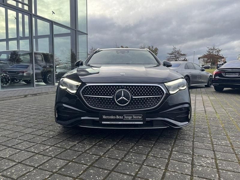 Gebraucht Mercedes E300 AMG 197 PS (144 kW) 2025 Schwarz Kombi