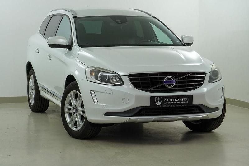 Crystal white pearl / Gebraucht 2014 Volvo XC60 Summum SUV | 14.700 € (Guter Preis) - Bild 1/4