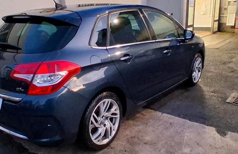 Gebraucht Citroën C4 120 PS (88 kW) 2012 Blau Limousine