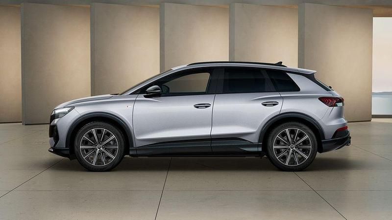 Gebraucht Audi Q4 e-tron S-Line 210 kW (286 PS) 2025 Silber SUV