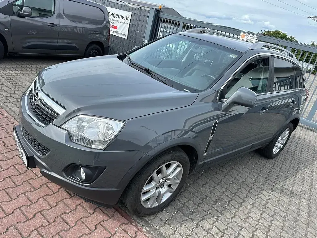 Occasion Opel Antara Design Edition 163 ch (119 kW) 2011 Gris SUV