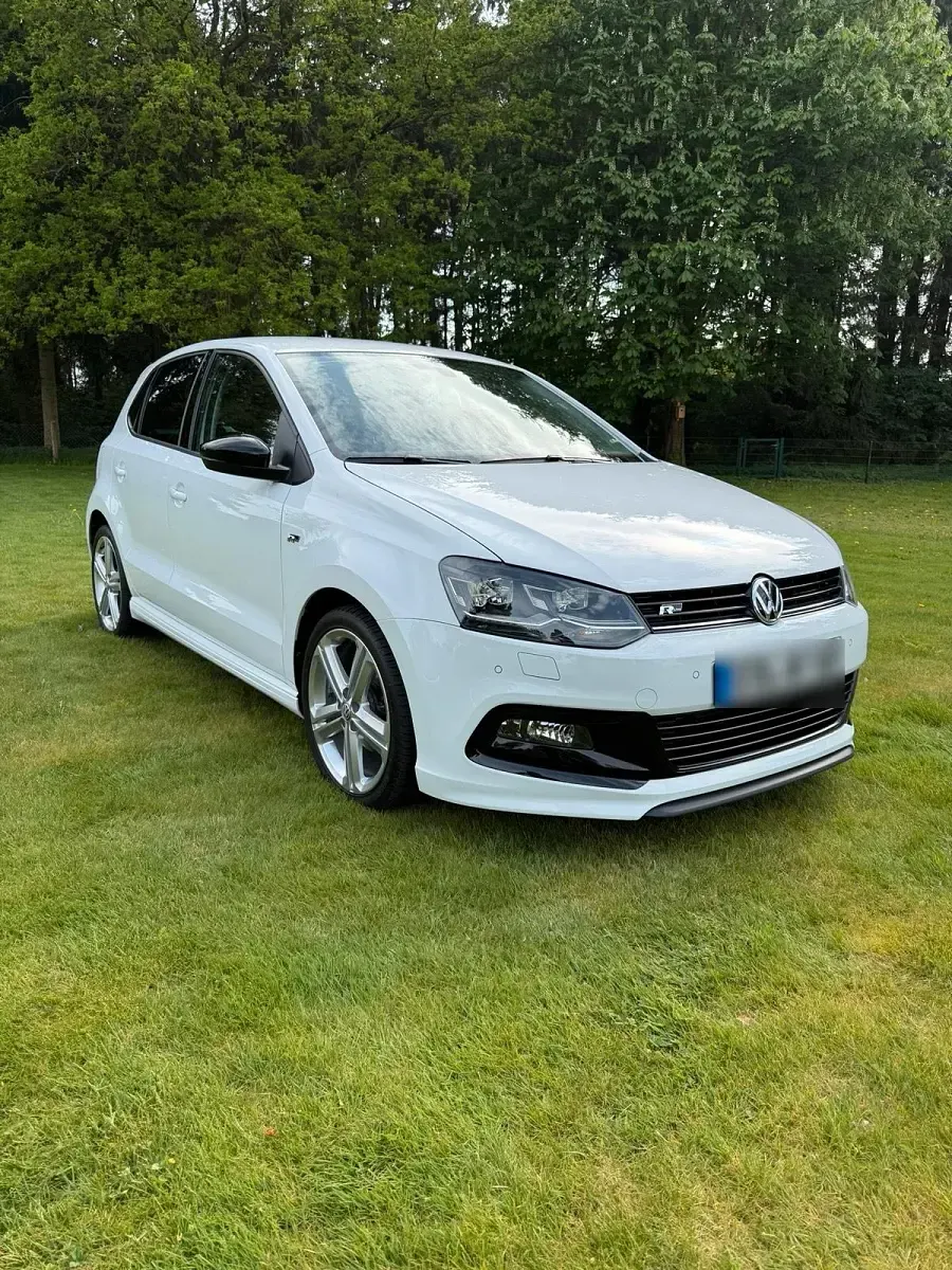 Gebraucht VW Polo R-line 90 PS (66 kW) 2016 Weiß Kleinwagen