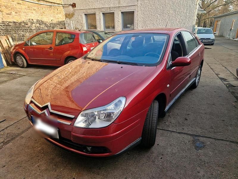 Rot Gebraucht 2005 Citroën C5 Limousine | 2.250 € (Fairer Preis) - Bild 1/4