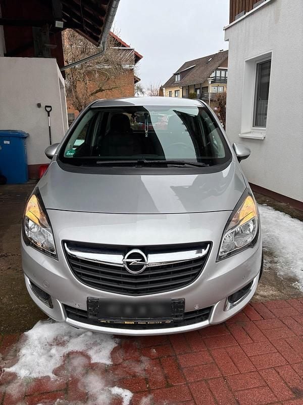 Silber Gebraucht 2015 Opel Meriva Eco Van / Kleinbus | 6.300 € (Superpreis) - Bild 1/4