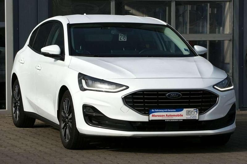 Gebraucht Ford Focus Titanium X 120 PS (88 kW) 2022 Frozen white Limousine