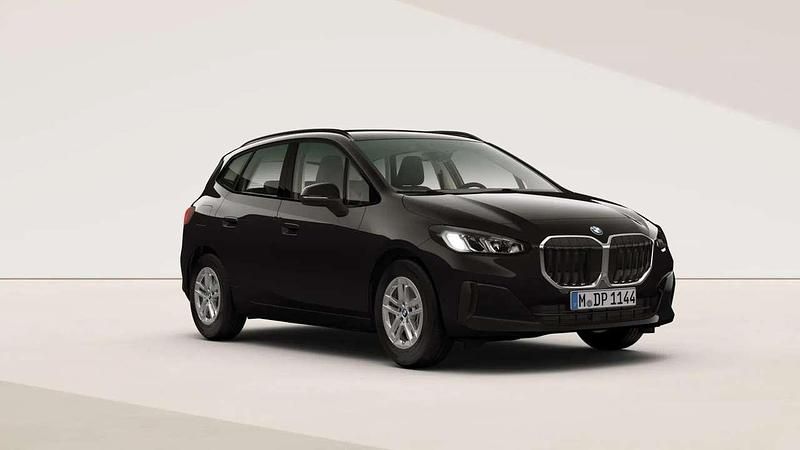 Neu BMW 216 122 PS (89 kW) 2026 Alpinweiß uni Van / Kleinbus