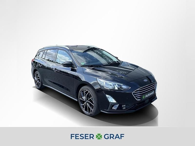 Obsidian schwarz metallic Gebraucht 2021 Ford Focus Kombi | 14.890 € (Guter Preis) - Bild 1/4