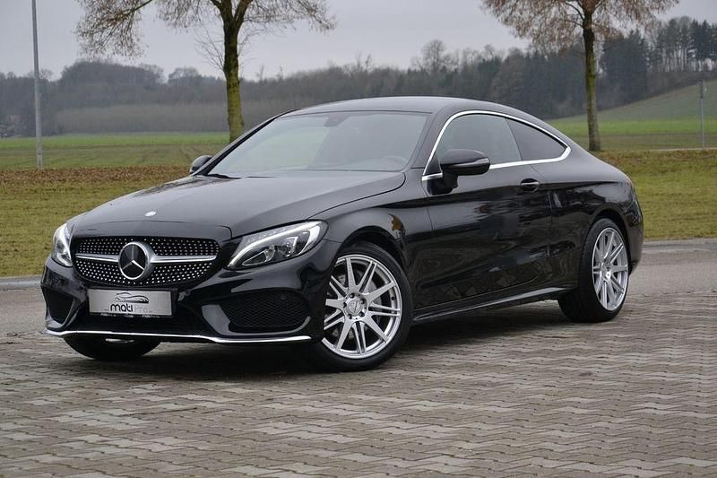 Gebraucht Mercedes C300 245 PS (180 kW) 2016 Schwarz Coupé