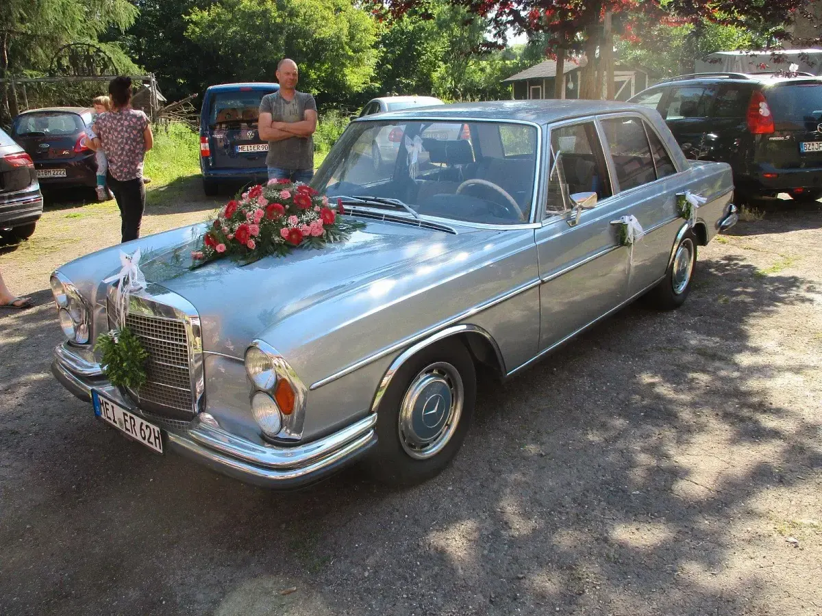 Gebraucht Mercedes 280 60 PS (44 kW) 1971 Blau Limousine