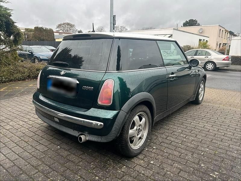 Second-hand Mini Cooper 116 CP (85 kW) 2004 Verde Hatchback