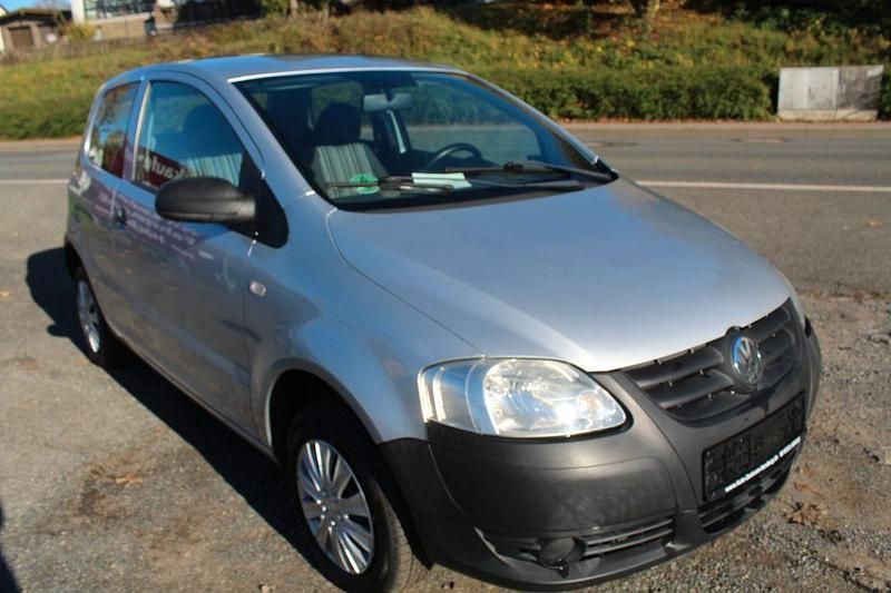 Gebraucht VW Fox Basis 75 PS (55 kW) 2006 Silber Kleinwagen