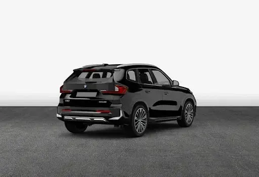 Neu BMW iX1 M Sport 150 kW (204 PS) 2026 Schwarz SUV