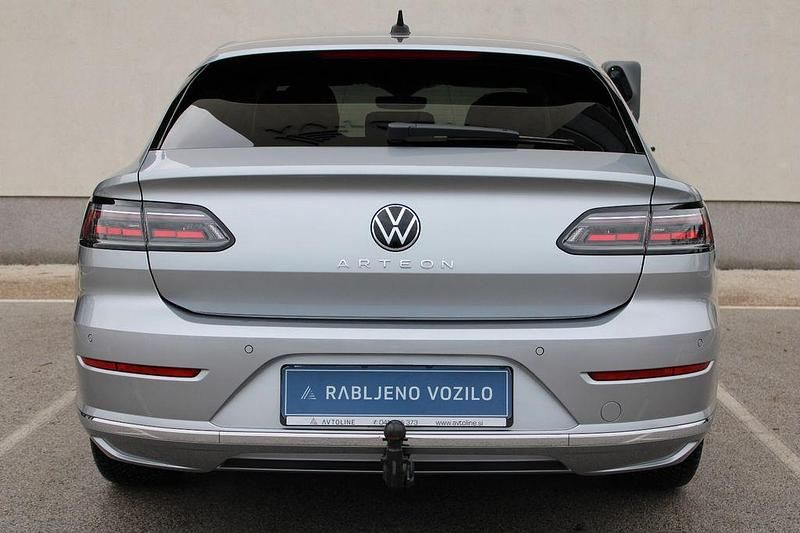 Gebraucht VW Arteon Elegance 150 PS (110 kW) 2025 Silber Limousine