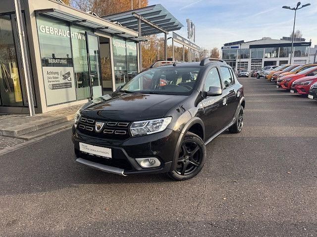 Perlmuttschwarz Gebraucht 2020 Dacia Sandero Deal Limousine | 9.990 € (Guter Preis) - Bild 1/4