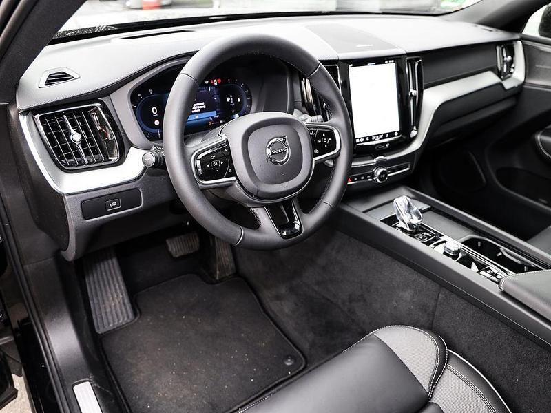 Gebraucht Volvo XC60 Ultimate 250 PS (183 kW) 2023 Schwarz SUV