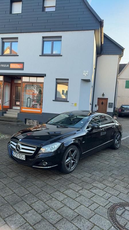 Gebraucht Mercedes CLS350 265 PS (194 kW) 2011 Schwarz Limousine