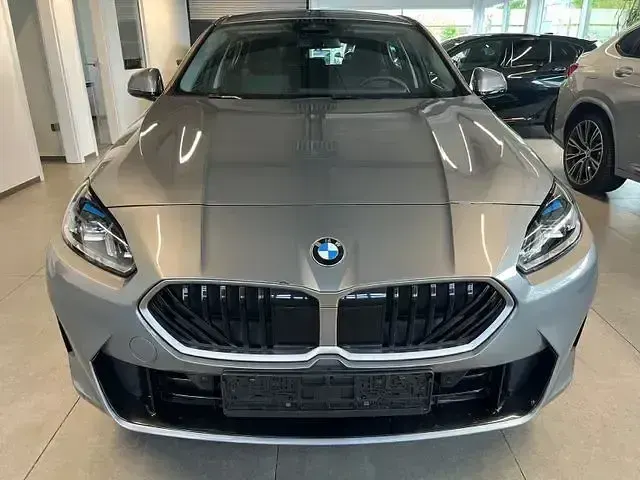 Gebraucht BMW 118 Performance 150 PS (110 kW) 2024 Grau Limousine