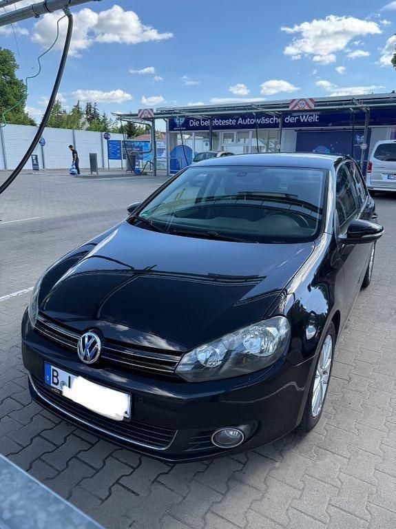 Schwarz Gebraucht 2009 VW Golf VI Highline Limousine | 6.800 € (Fairer Preis) - Bild 1/4